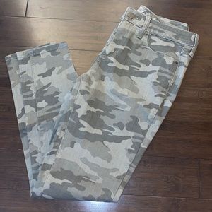 Universal threads army jeans